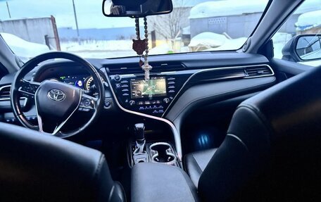 Toyota Camry, 2019 год, 3 500 000 рублей, 16 фотография