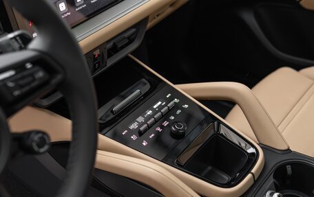 Porsche Cayenne III, 2025 год, 16 900 000 рублей, 19 фотография