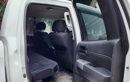 Toyota Tundra II, 2012 год, 3 000 000 рублей, 9 фотография