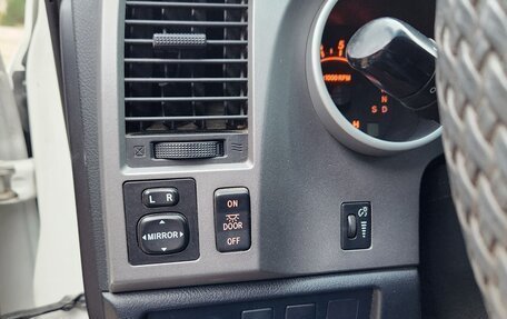 Toyota Tundra II, 2012 год, 3 000 000 рублей, 19 фотография