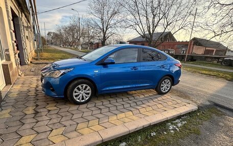 Hyundai Solaris II рестайлинг, 2020 год, 1 650 000 рублей, 3 фотография