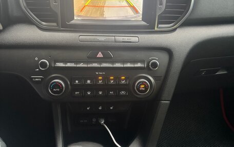 KIA Sportage IV рестайлинг, 2017 год, 1 400 000 рублей, 8 фотография