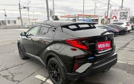 Toyota C-HR I рестайлинг, 2023 год, 2 705 000 рублей, 7 фотография