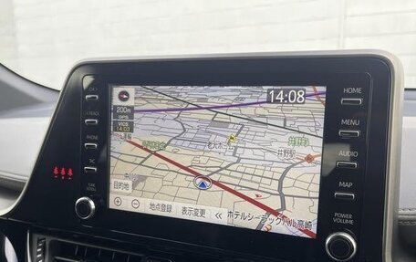 Toyota C-HR I рестайлинг, 2022 год, 2 141 000 рублей, 8 фотография