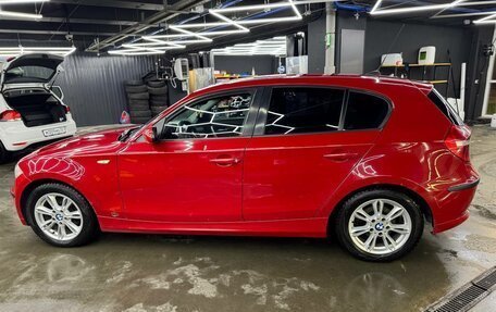 BMW 1 серия, 2008 год, 580 000 рублей, 2 фотография