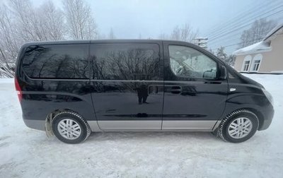 Hyundai H-1 II рестайлинг, 2016 год, 2 300 000 рублей, 1 фотография