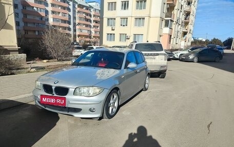 BMW 1 серия, 2004 год, 580 000 рублей, 1 фотография