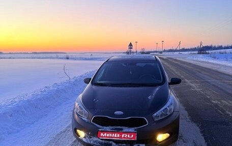 KIA cee'd III, 2012 год, 800 000 рублей, 1 фотография