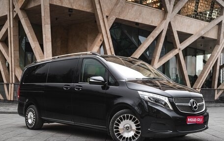 Mercedes-Benz V-Класс, 2015 год, 5 500 000 рублей, 1 фотография