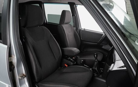 Chevrolet Niva I рестайлинг, 2018 год, 869 000 рублей, 8 фотография