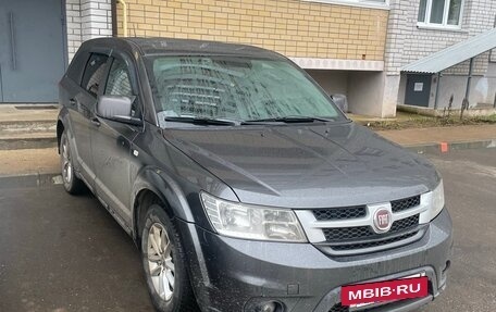 Fiat Freemont, 2013 год, 1 290 000 рублей, 3 фотография