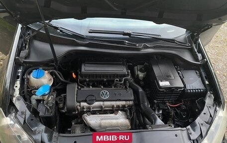 Volkswagen Golf VI, 2011 год, 570 000 рублей, 2 фотография