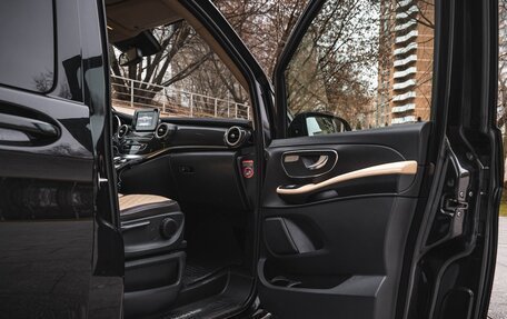 Mercedes-Benz V-Класс, 2015 год, 5 500 000 рублей, 14 фотография