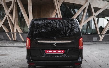 Mercedes-Benz V-Класс, 2015 год, 5 500 000 рублей, 6 фотография