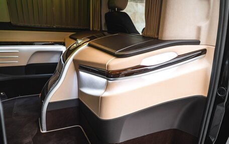 Mercedes-Benz V-Класс, 2015 год, 5 500 000 рублей, 23 фотография