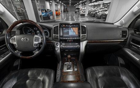 Toyota Land Cruiser 200, 2012 год, 3 680 000 рублей, 8 фотография