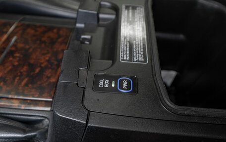 Toyota Land Cruiser 200, 2012 год, 3 680 000 рублей, 27 фотография