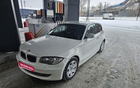 BMW 1 серия, 2011 год, 1 190 000 рублей, 9 фотография