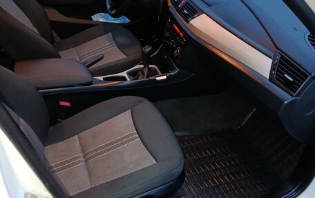 BMW X1, 2011 год, 1 100 000 рублей, 14 фотография