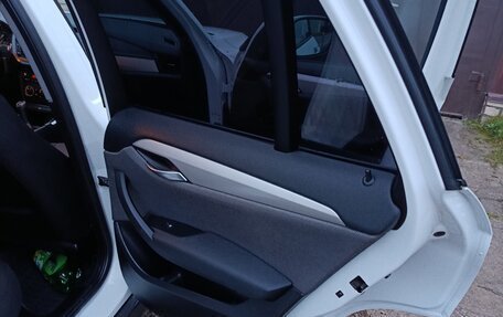 BMW X1, 2011 год, 1 100 000 рублей, 16 фотография