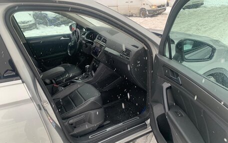 Volkswagen Tiguan II, 2020 год, 3 900 000 рублей, 6 фотография