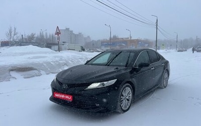 Toyota Camry, 2018 год, 2 750 000 рублей, 1 фотография