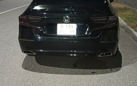 Honda Accord IX рестайлинг, 2019 год, 1 970 000 рублей, 4 фотография