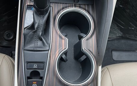 Toyota Camry, 2018 год, 2 750 000 рублей, 13 фотография