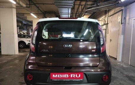 KIA Soul II рестайлинг, 2017 год, 1 780 000 рублей, 5 фотография