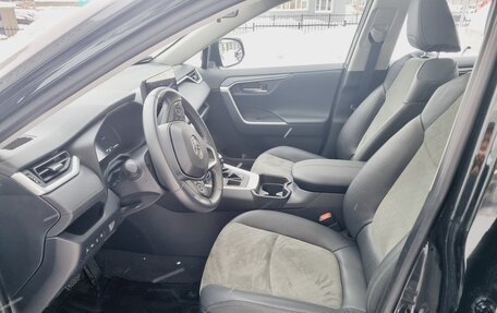 Toyota RAV4, 2023 год, 3 990 000 рублей, 13 фотография