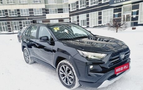 Toyota RAV4, 2023 год, 3 990 000 рублей, 3 фотография