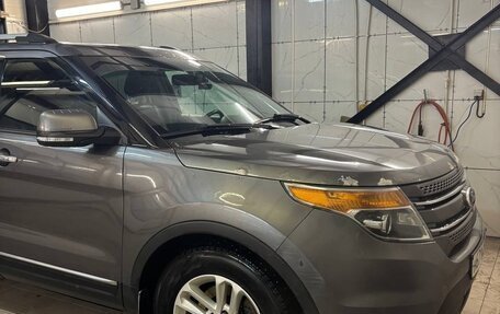 Ford Explorer VI, 2013 год, 1 250 000 рублей, 4 фотография