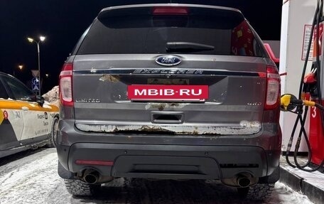 Ford Explorer VI, 2013 год, 1 250 000 рублей, 2 фотография