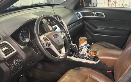 Ford Explorer VI, 2013 год, 1 250 000 рублей, 12 фотография