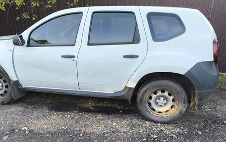 Renault Duster I рестайлинг, 2017 год, 500 000 рублей, 2 фотография
