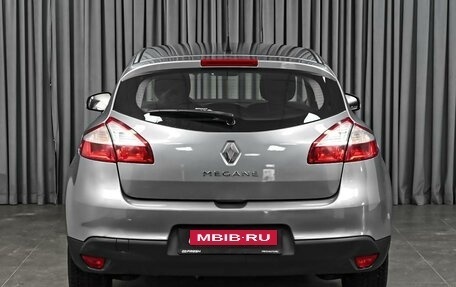 Renault Megane III, 2011 год, 799 000 рублей, 4 фотография