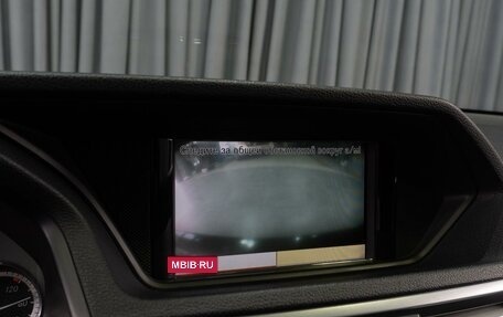 Mercedes-Benz E-Класс, 2011 год, 2 250 000 рублей, 17 фотография