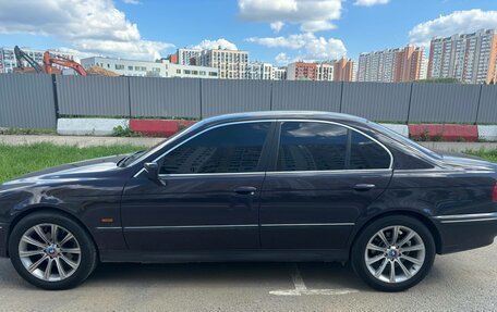 BMW 5 серия, 1998 год, 550 000 рублей, 3 фотография
