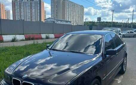 BMW 5 серия, 1998 год, 550 000 рублей, 1 фотография