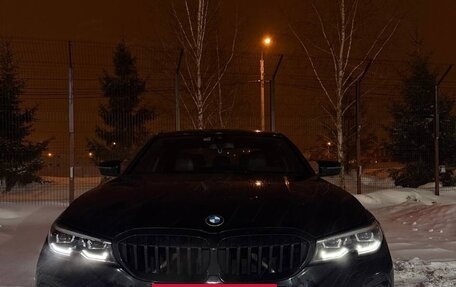 BMW 3 серия, 2019 год, 3 200 000 рублей, 3 фотография