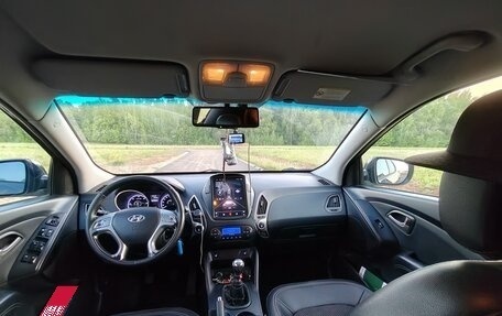 Hyundai ix35 I рестайлинг, 2010 год, 829 000 рублей, 5 фотография