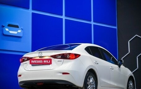 Mazda 3, 2018 год, 1 680 000 рублей, 6 фотография