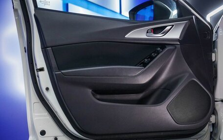 Mazda 3, 2018 год, 1 680 000 рублей, 15 фотография