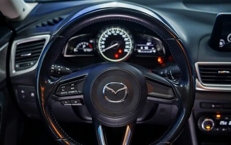 Mazda 3, 2018 год, 1 680 000 рублей, 27 фотография