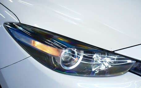 Mazda 3, 2018 год, 1 680 000 рублей, 18 фотография