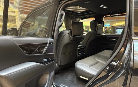 Lexus LX, 2025 год, 18 600 000 рублей, 15 фотография