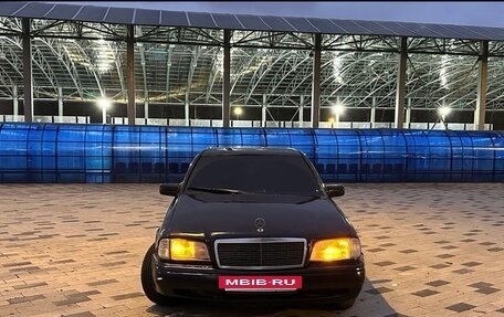 Mercedes-Benz C-Класс, 1995 год, 150 000 рублей, 2 фотография