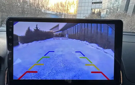 Toyota Yaris XP150 рестайлинг, 2022 год, 1 250 000 рублей, 16 фотография