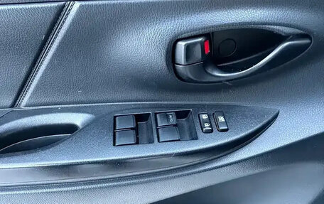 Toyota Yaris XP150 рестайлинг, 2022 год, 1 250 000 рублей, 18 фотография