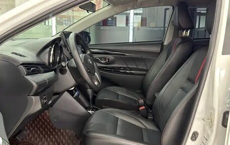 Toyota Yaris XP150 рестайлинг, 2022 год, 1 508 586 рублей, 13 фотография